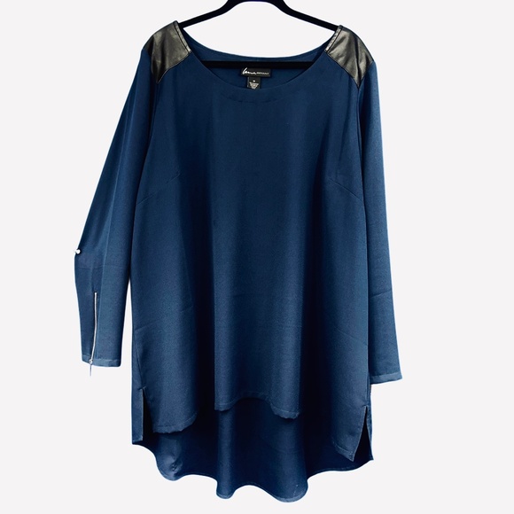 🔥2/$10 LANE BRYANT•| Navy Blue Black Faux Leather Zipper Sleeve Blouse/Tunic 26 - Picture 1 of 11